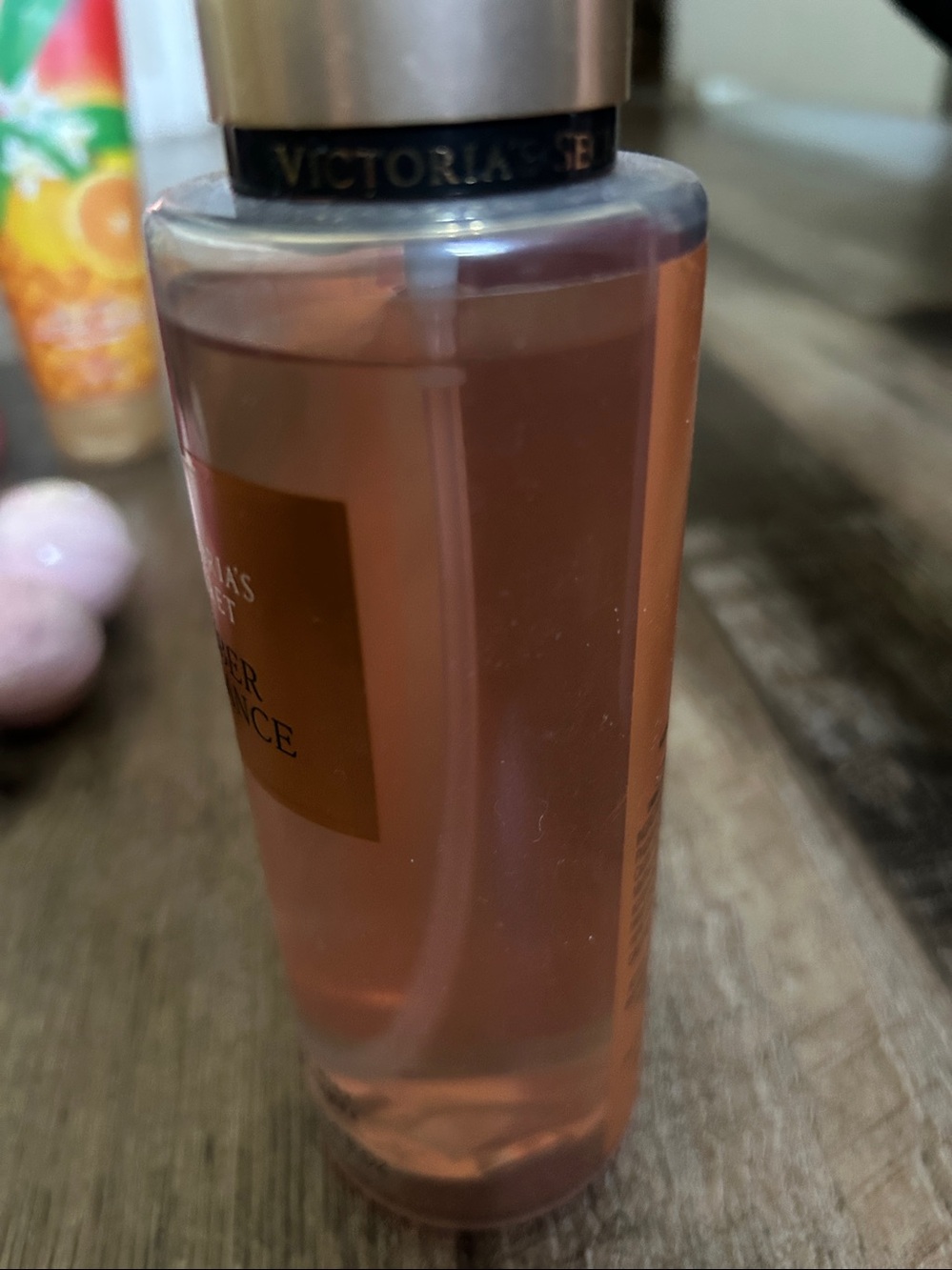 Bath & Body Works /Victorious Secret Lotion & Spray & Bath Bombs NNT EUC - Picture 3 of 9